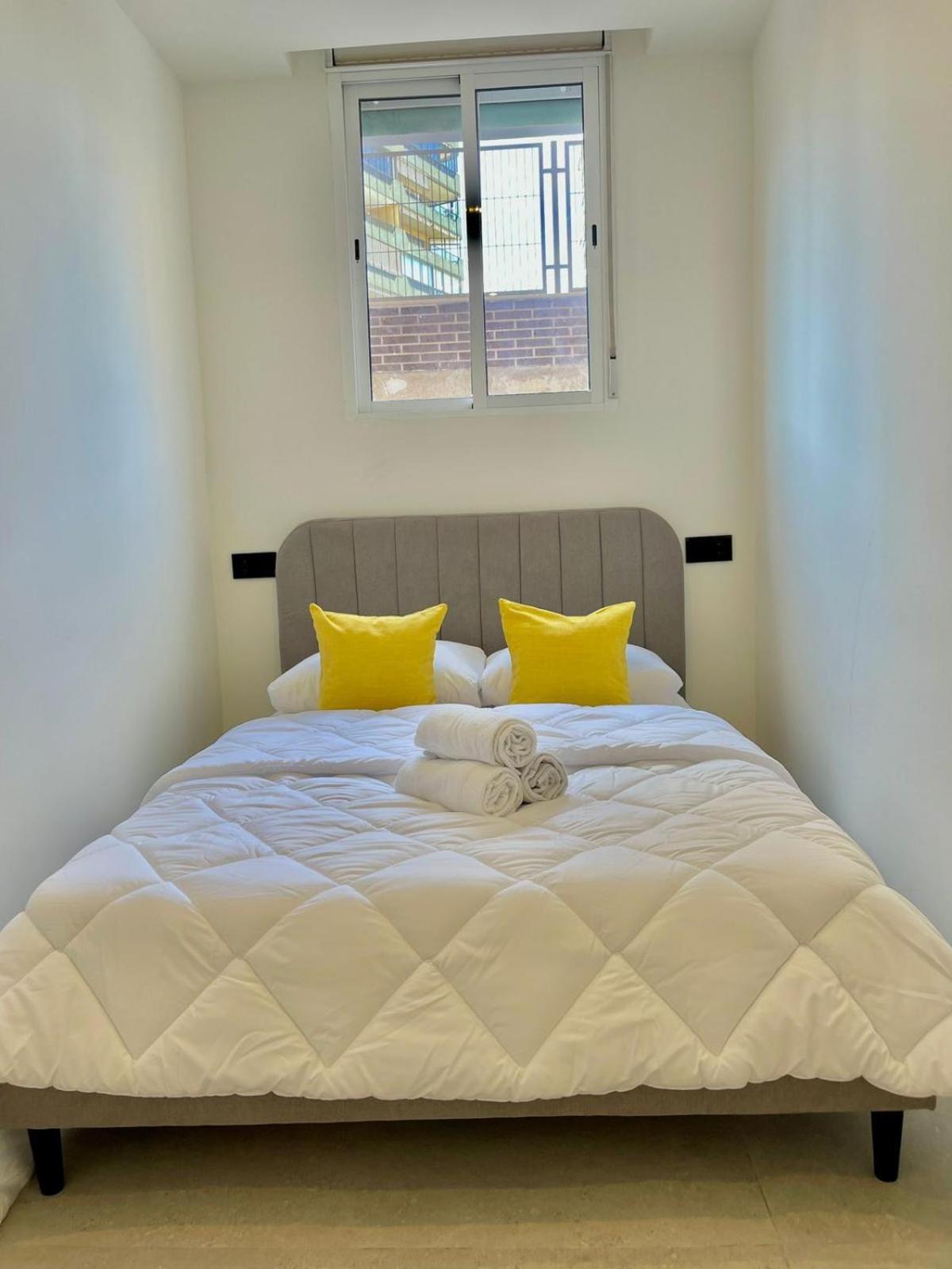 Palm Beach Rentals Alicante Eksteriør bilde